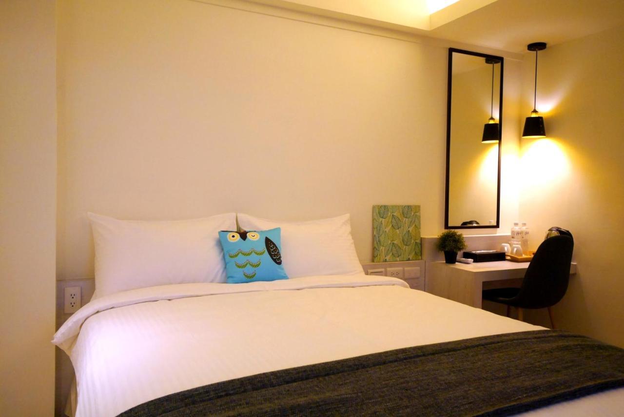 Flora Inn Tainan Bagian luar foto