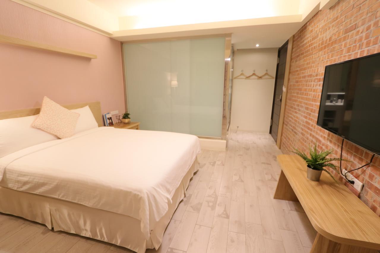 Flora Inn Tainan Bagian luar foto
